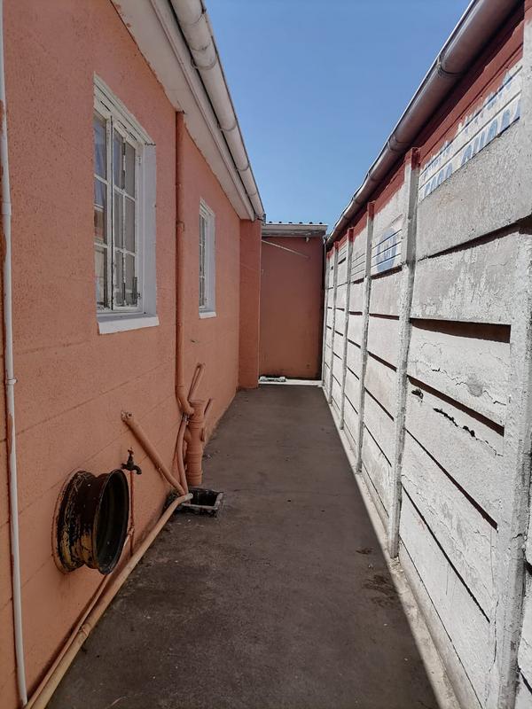 3 Bedroom Property for Sale in Mitchells Plain Central Western Cape